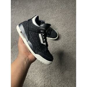 Size 7.5M/9W-Air Jordan 3 Retro Vogue x Anna Wintour